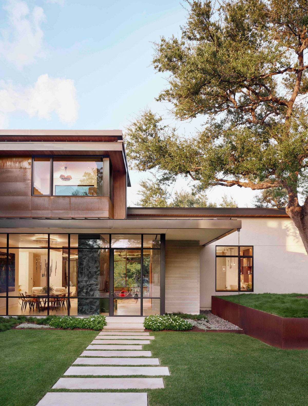 yinjispace-fern-santini-x-cliffside-house